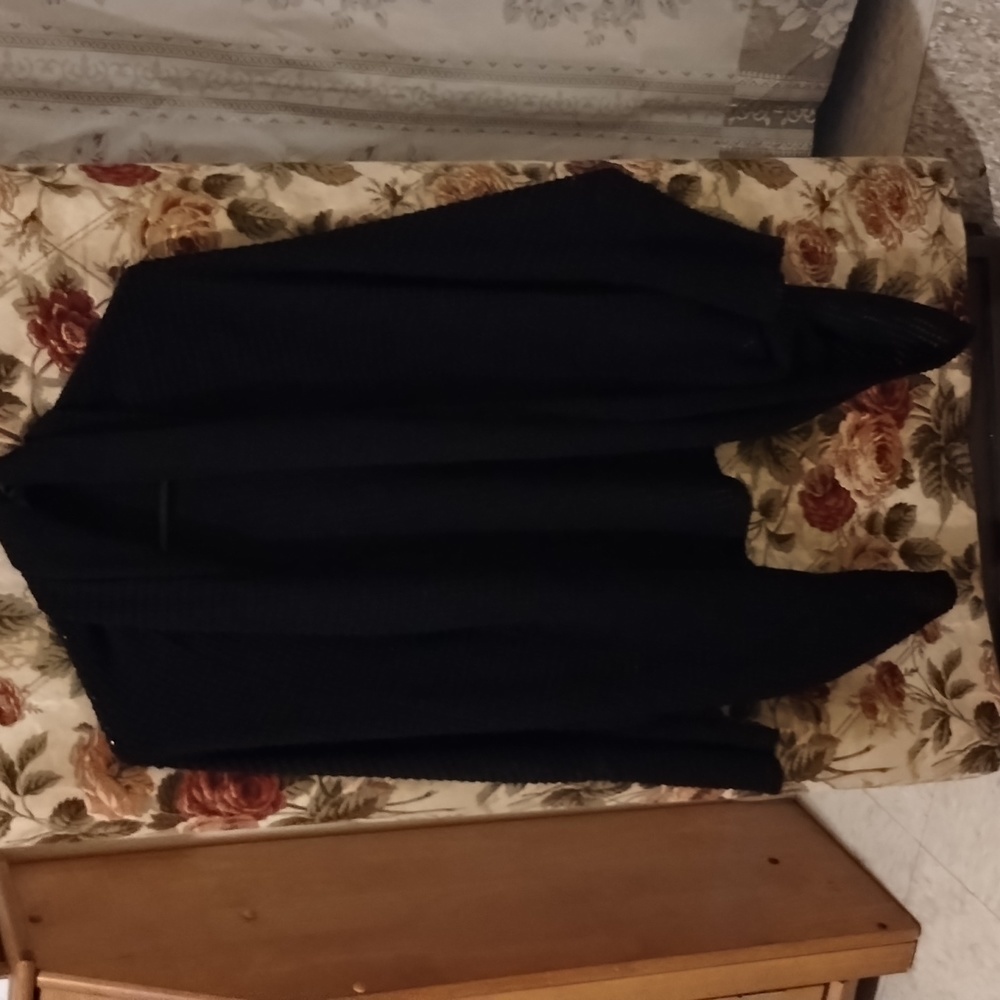 VEVERET black cardigan - Picture 3 of 4